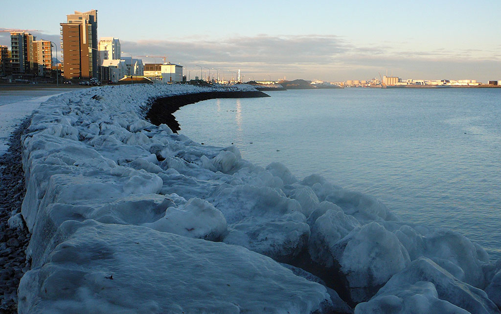 Frozen water-side rocks in Reykjavík